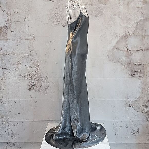 Cachet Silver Grey Slip Maxi Dress Spaghetti Strap Sleeveless Womens Size 4 - Picture 5 of 15